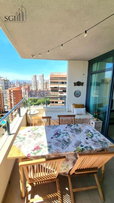 貝尼多姆Terraza Chill Out! Torres D' Oboe公寓 外观 照片